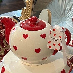 NEW! Valentine’s Day Terramoto Ceramic Love Heart Teapot